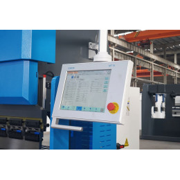 MetalTec HBС 135/2500 4+1 ЧПУ МТ-15  Листогибочный пресс с ЧПУ