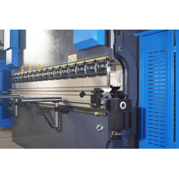 MetalTec HBС 170/3200 4+1 ЧПУ МТ-15  Листогибочный пресс с ЧПУ