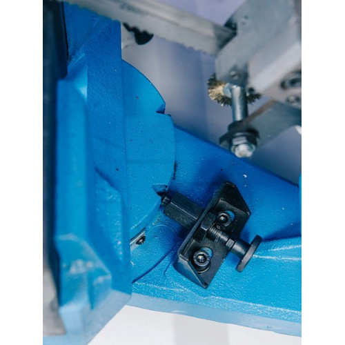 MetalTec BS 250 FHE ручной ленточнопильный станок для резки металла