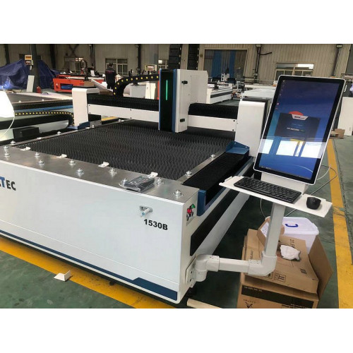 MetalTec 1530F (3000W) оптоволоконный лазерный станок для резки металла